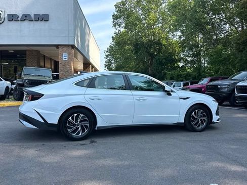 Used 2026 Hyundai Sonata Blue FWD image 15