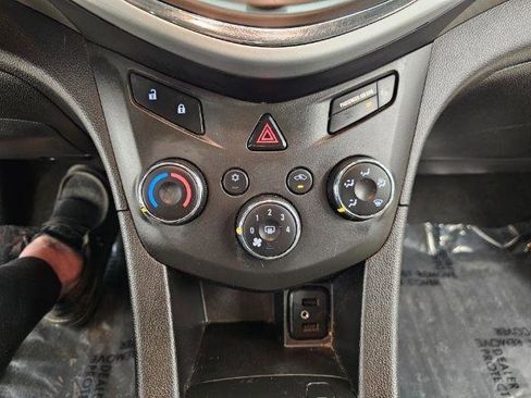 Used 2019 Chevrolet Sonic LT FWD image 18