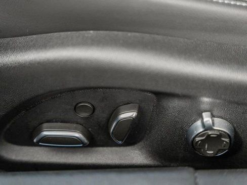 Used 2025 Cadillac CT5 Premium Luxury image 34