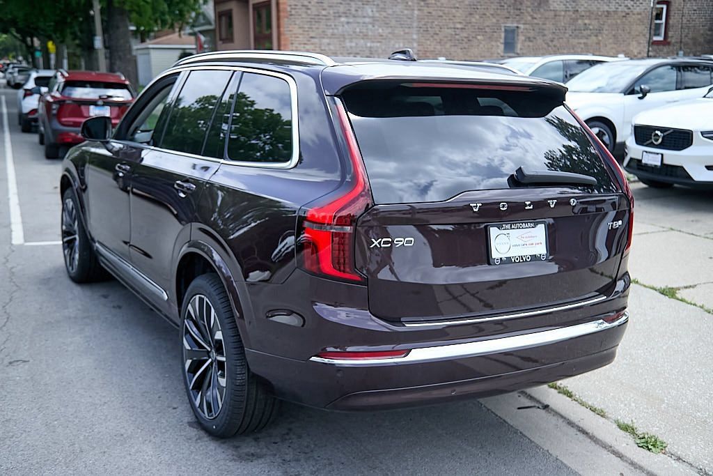 New 2026 Volvo XC90 T8 Plus w/ Protection Package AWD/4WD image 7