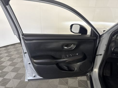 Certified 2024 Honda HR-V Sport image 13