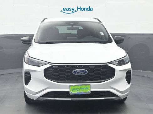 Used 2023 Ford Escape ST-Line FWD image 2