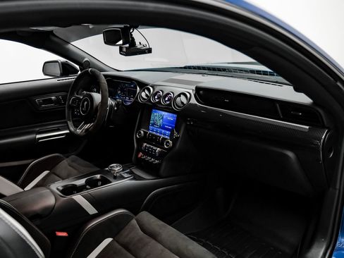 Used 2021 Ford Mustang Shelby GT500 w/ Carbon Fiber Track Pack image 50