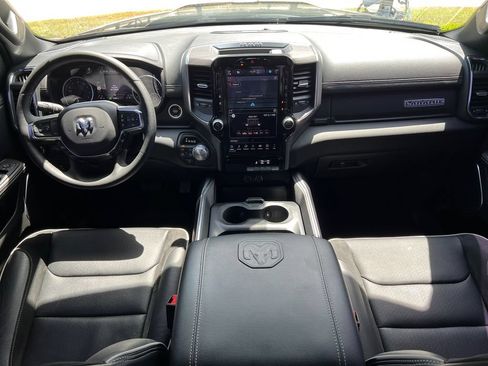 Used 2025 RAM 1500 Laramie AWD/4WD image 22