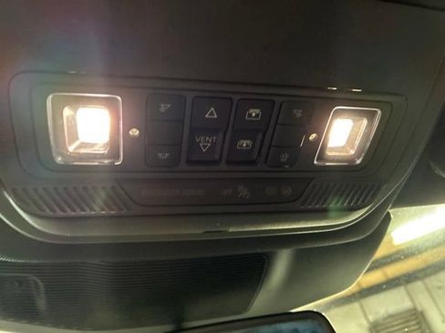 Used 2023 Ford Explorer ST w/ Equipment Group 401A AWD/4WD image 11