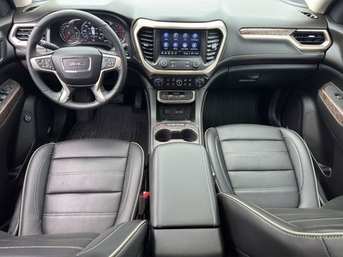 Used 2023 GMC Acadia Denali w/ Denali Ultimate Package AWD/4WD image 18