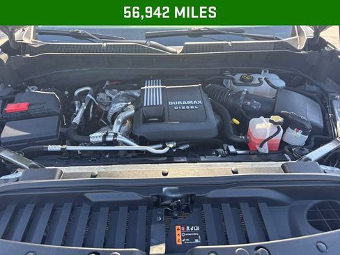 Used 2023 Chevrolet Silverado 1500 High Country w/ Z71 Off-Road Package AWD/4WD image 4