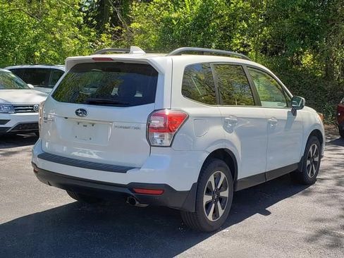 Used 2018 Subaru Forester 2.5i Limited w/ Popular Package #2 AWD/4WD image 3