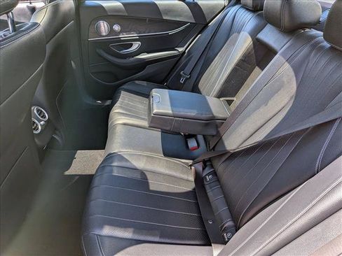 Used 2017 Mercedes-Benz E 300 image 18