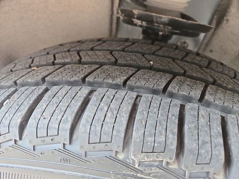 Used 2023 Chevrolet Traverse Premier image 8