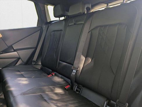 Used 2025 BMW X3 xDrive30i w/ Premium Package image 17