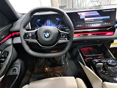 New 2026 BMW 530i xDrive w/ Premium Package AWD/4WD image 16