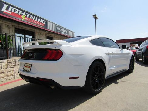 Used 2019 Ford Mustang Coupe w/ Ecoboost Performance Package RWD image 4