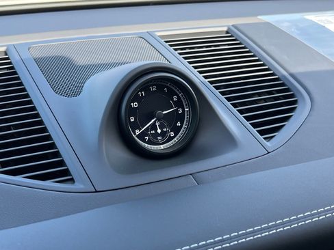 New 2026 Porsche Macan S image 24