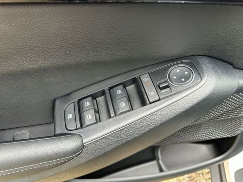 New 2026 Kia Seltos S image 13