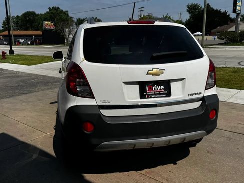 Used 2015 Chevrolet Captiva Sport LS FWD image 9