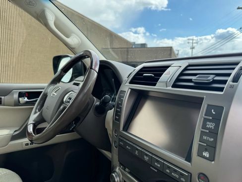 Used 2015 Lexus GX 460 Luxury image 27