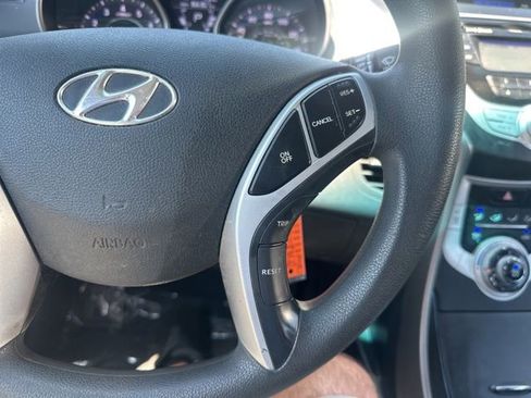 Used 2012 Hyundai Elantra GLS w/ Preferred Pkg 3 FWD image 16