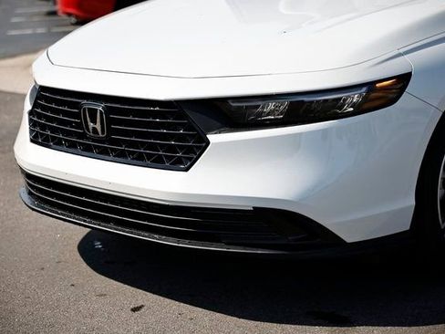 New 2026 Honda Accord SE image 3