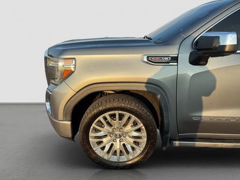 Used 2019 GMC Sierra 1500 Denali w/ Denali Ultimate Package AWD/4WD image 10