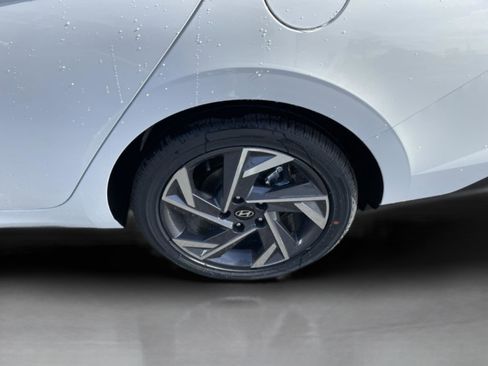 New 2026 Hyundai Elantra Limited w/ Cargo Package FWD image 32