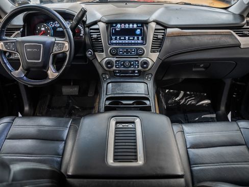 Used 2018 GMC Yukon Denali image 23