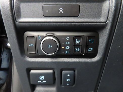 Used 2025 Ford F150 Lariat image 55