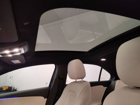 Used 2022 Mercedes-Benz A 220 image 14