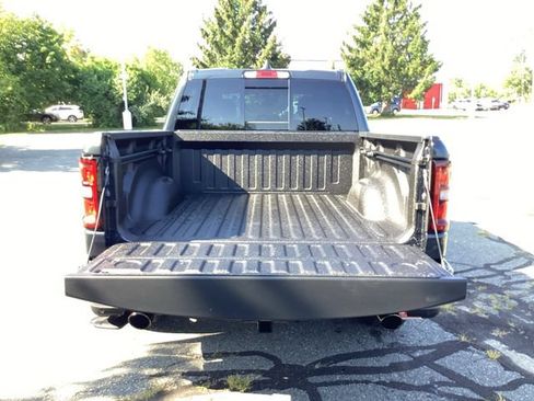 New 2026 RAM 1500 Express AWD/4WD image 19