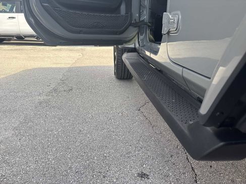 Used 2022 Jeep Wrangler Unlimited Sahara w/ Cold Weather Group image 15