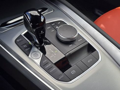 Used 2024 BMW Z4 M40i w/ Premium Package image 26