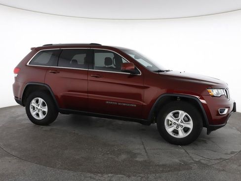Used 2017 Jeep Grand Cherokee Laredo w/ Quick Order Package 2BE RWD image 15