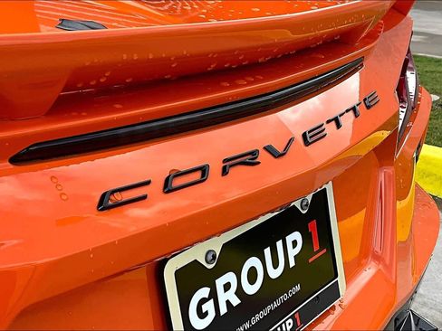 Used 2023 Chevrolet Corvette Stingray Premium Conv w/ Z51 Performance Package RWD image 10