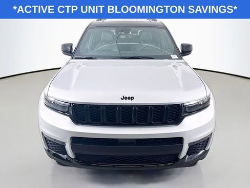New 2025 Jeep Grand Cherokee L Limited AWD/4WD image 2
