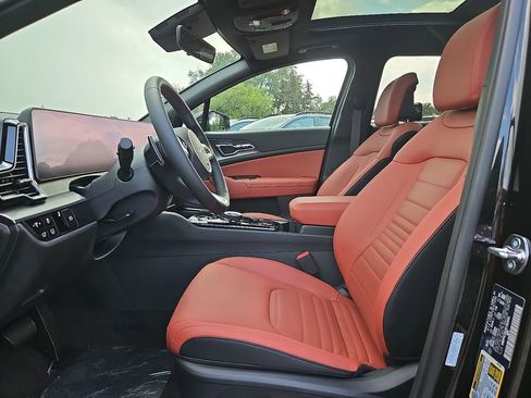 New 2025 Kia Sportage SX Prestige image 9