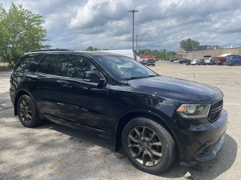 Used 2017 Dodge Durango R/T w/ Technology Group AWD/4WD image 2