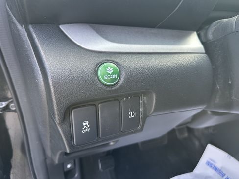 Used 2014 Honda CR-V LX image 12