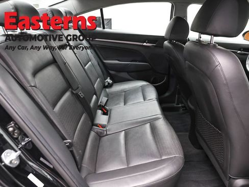 Used 2020 Hyundai Elantra Limited w/ Winter Weather Package FWD image 26