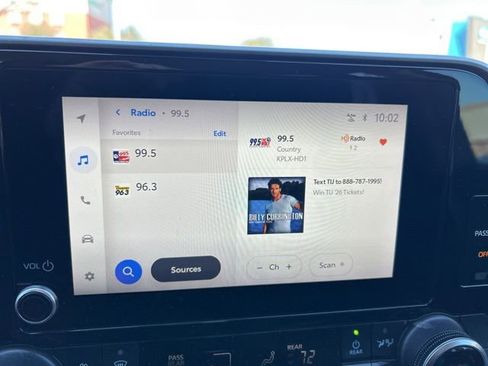 Certified 2023 Toyota Highlander LE image 13