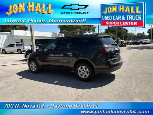 Used 2017 Chevrolet Traverse LS FWD image 6