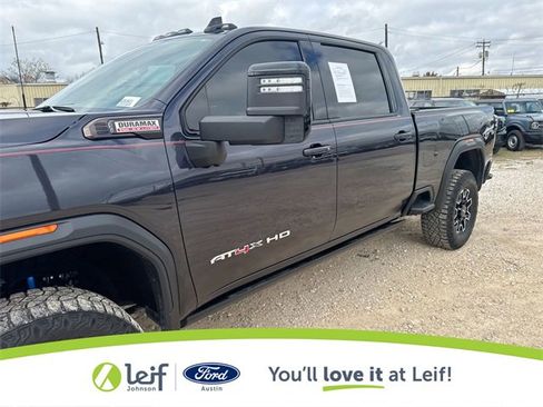 Used 2024 GMC Sierra 2500 AT4X image 35