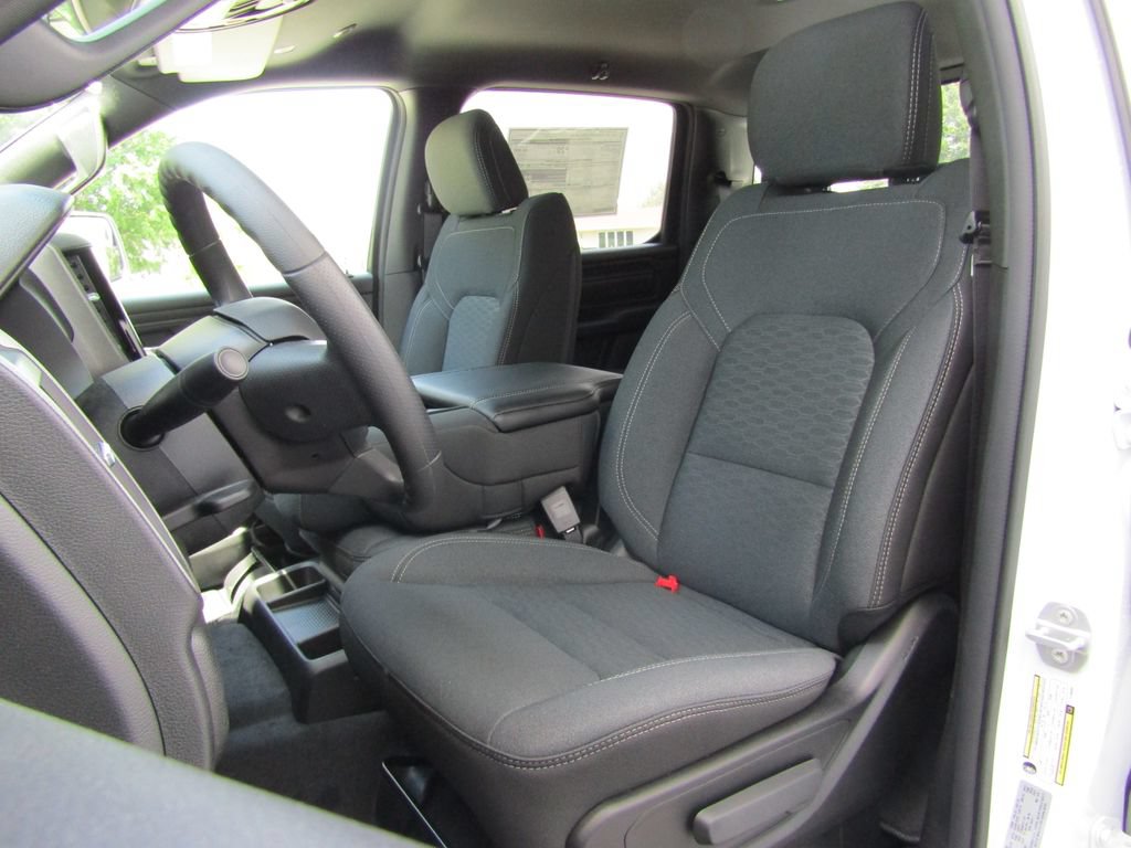 New 2026 RAM 1500 Tradesman AWD/4WD image 17