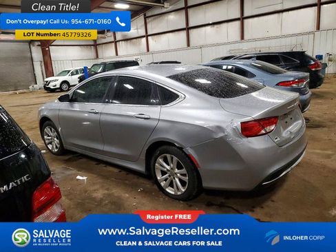 Used 2015 Chrysler 200 Limited image 3