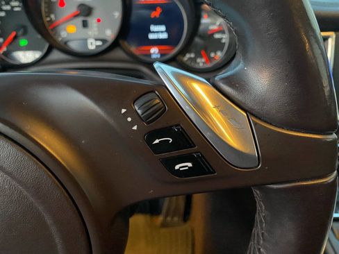 Used 2010 Porsche Panamera 4S image 26