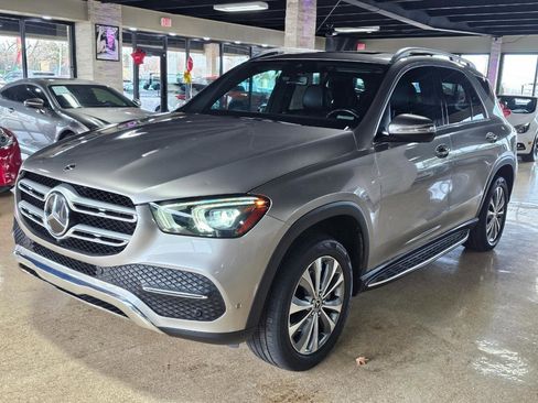 Used 2020 Mercedes-Benz GLE 350 4MATIC image 3