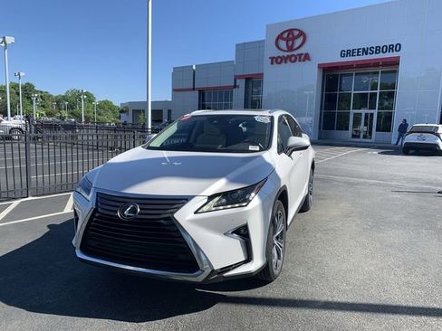 Used 2018 Lexus RX 350 FWD w/ Premium Package image 4