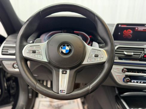 Used 2022 BMW 750i xDrive w/ Executive Package AWD/4WD image 29