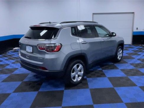 Used 2021 Jeep Compass Latitude image 8