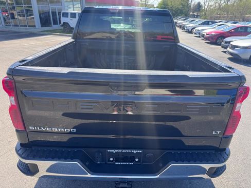 Used 2022 Chevrolet Silverado 1500 LT image 4