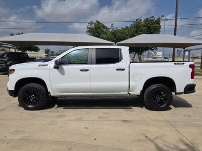 Certified 2025 Chevrolet Silverado 1500 Custom Trail Boss w/ Dark Appearance Package